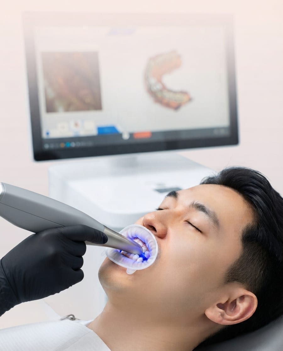 A 3D dental scan image reviewed at Ooi Dan Rakan